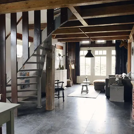 Converted Farmhouse In Rural Location קלאנטסהוך
