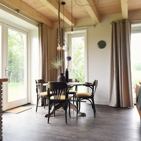Converted Farmhouse In Rural Location בית נופש *